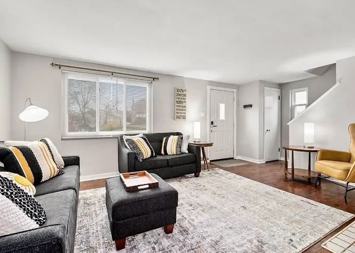 Open Floor Spacious Home, 15min From Downtown, Private Garage, Kids Friendly Pittsburgh