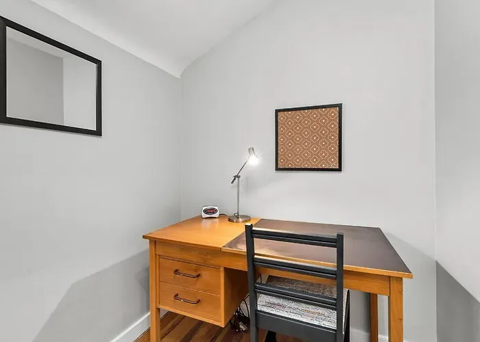 Open Floor Spacious Home, 15min From Downtown, Private Garage, Kids Friendly